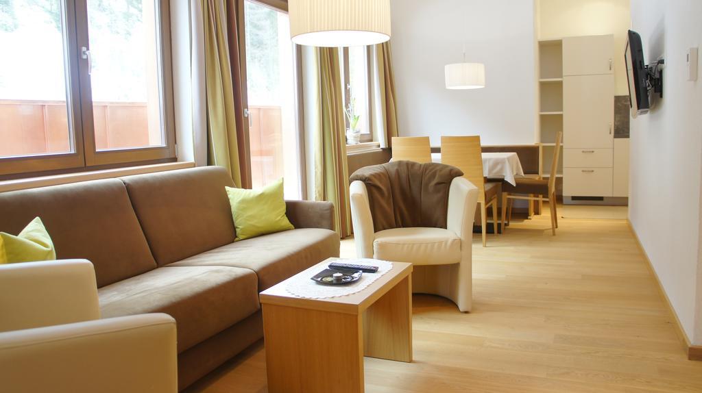 Arina Apartments Samnaun Room photo